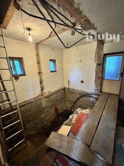 Typ: Rodinný dom Ulica: Papradno Obec: Papradno
Znížená cena