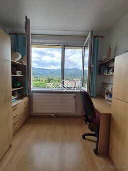 Typ: 3-izbový byt Obec: Vrútky
Exkluzívne na predaj 3-izbový
