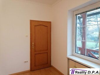 Ponúkame Vám na dlhodobý prenájom rodinný dom po staršej rek