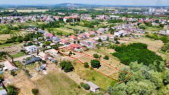 KING REAL Vám exkluzívne ponúka na PREDAJ veľký stavebný poz