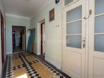Rodinný dom s veľkým pozemkom — priestor, kľud a potenciál
P
