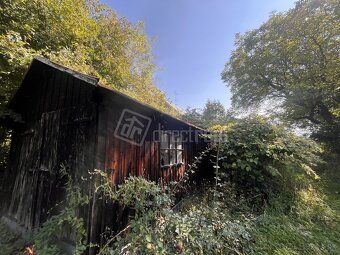 Pozemok s domom v obci Cinobaňa o rozlohe 1290m2, na stavbu 