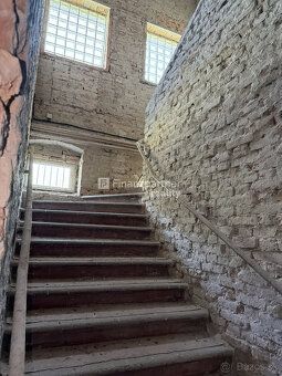 Typ: Vila Ulica: hlavna Obec: Topoľníky
Tento inzerát je lad