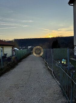 Typ: Pozemky - pre rodinné domy Obec: Paňovce
Realitná kance