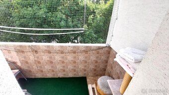 Ponúkame na predaj slnečný, kompletne zariadený 3-izbový byt