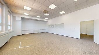Ponúkame na prenájom pekné komerčné priestory s možnosťou vy