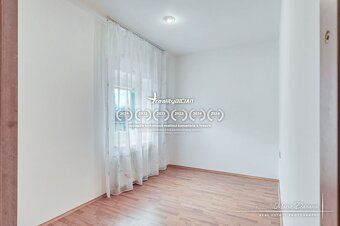 reality BIČIAR ponúka na predaj polyfunkčný objekt so 4-izbo