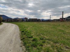 Predám stavebný pozemok, intravilán (B2) v Kysuckom Novom Me