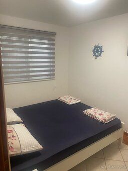 DADOT ponúka na predaj pekný apartmán 70 metrov od mora. Dvo
