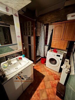 Podnikateľský objekt, apartmánový dom, ubytovacia budova, de