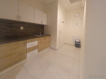 Ponúkame Vám na prenájom reprezentatívne kancelárske priesto