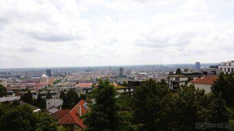 Ponúkame Vám stavebnú parcelu s veľkorysou výmerou 2059 m2 v
