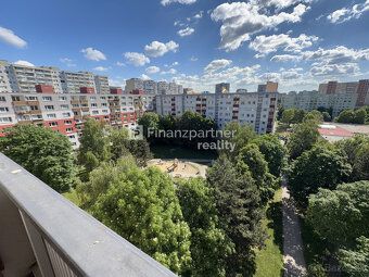 Typ: 3-izbový byt Ulica: Černyševského Obec: Bratislava-Petr