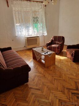 Na predaj pekný zaujímavý,udržiavaný rodinný dom v obci Vilm