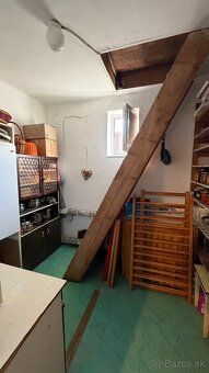 Ponúkame na predaj rodinný dom v tichej lokalite obce Žitava