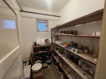 Typ: Rodinný dom Ulica: Kráľov Brod Obec: Kráľov Brod
Ponúka