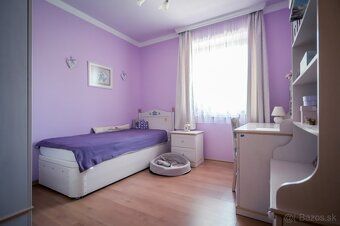 Luxusná 5-izb.novostavba s pozemkom 1 838m2 + golfový trenaž