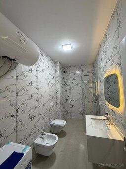 🏖Štýlový apartmán v prestížnom projekte Liburna – Mali i Rob