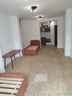 🏡 Hľadáš lacné a praktické bývanie v Pezinku? Mám pre teba ú