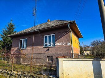 JT Reality ponúka na predaj 3-izbový rodinný dom v obci Debr