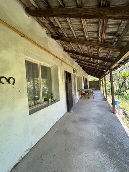 Ponúkame na predaj tradičný dedinský domček v obci Neded, kt