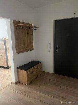Prenajmem veľký, slnečný, priestranný, moderne zariadený 2 i