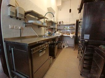Typ: Hotel, penzión Ulica: Komárno Obec: Komárno
Hľadáte inv