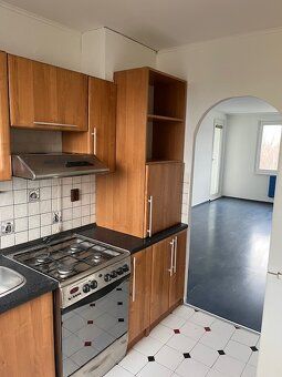 Ponúkame Vám exkluzívne na predaj 4-izbový byt (bauring) v M