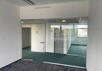 Prenajímané kancelárske priestory v RAVAK Business Center na