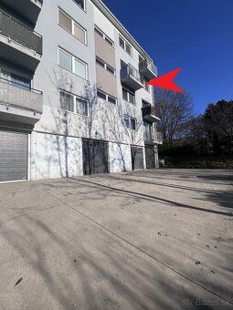 Ponúkame na prenájom 2-izbový byt vo výmere 56,8 m2 na ulici