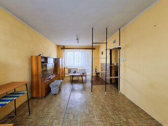 Ponúkame na predaj 4-izbový dvoj podlažný podpivničený rodin
