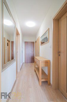 Ponúkame na predaj apartmán vo vyhľadávanej lokalite pod Tat
