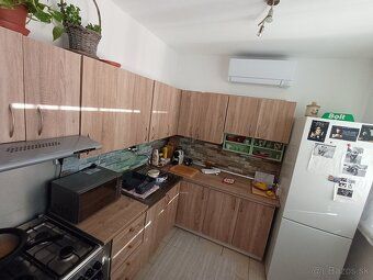 Prenajmem izbu vo Vrakuni v klimatizovanom byte s optickym i