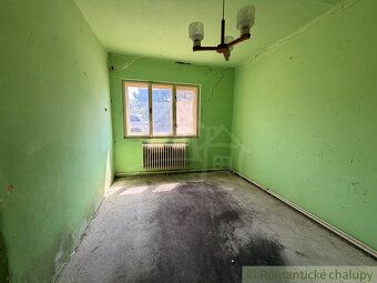 V tichej obci Vrbová nad Váhom, len pár minút od rieky Váh, 