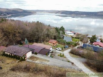 Ponúkame na predaj modernú rekreačnú chatu vo vyhľadávanej l