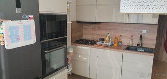 Ponúkam na prenájom 3-izbový byt o výmere 66 m² v lokalite K