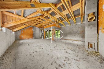 Typ: Apartmánový dom Mestská časť: Baračka Obec: Trenčianske