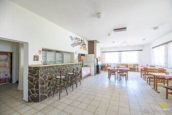 Ponúkame na predaj nehnuteľnosť s veľkým potenciálom vo vyhľ