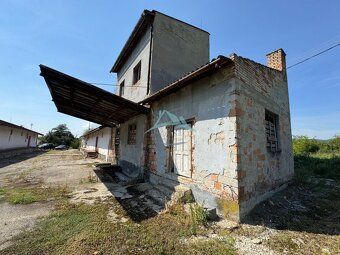 Na predaj výrobno–skladové priestory – Vinica, okres Veľký K