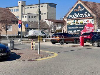 Ponúkame na predaj útulný a slnečný 1-izbový tehlový byt s b