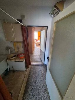 Na predaj 4-izbový byt s dvomi balkónmi – Nábrežná ulica Pon