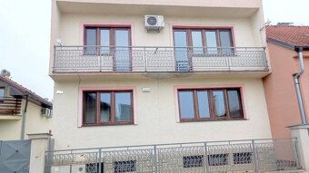 Typ: Kancelárie Ulica: Hodžova Obec: Piešťany
2520 - Ponúkam