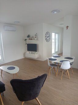Ponúkame na prenájom výnimočný 3-izbový byt o výmere 86 m² s