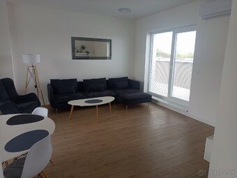 Ponúkame na prenájom výnimočný 3-izbový byt o výmere 86 m² s