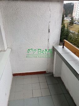 Typ: 3-izbový byt Ulica: Okružná Mestská časť: U Hluška Obec