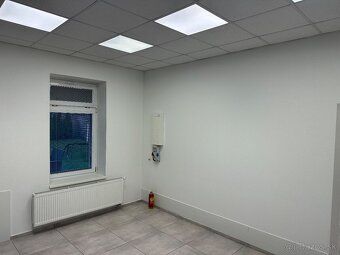 Ponúkam na prenájom komerčný priestor v Trebišove s rozlohou