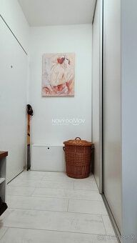 PREDANÝ 
LUXUSNÝ PENTHOUSE S PANORAMATICKOU TERASOU (50 m²) 