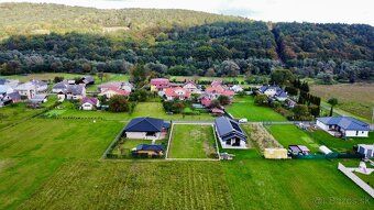 🏡 Na predaj – nádherný stavebný pozemok, Komárov pri Bardejo