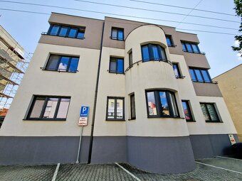 Dream Reality Vám exkluzívne ponúka na prenájom apartmán vo 