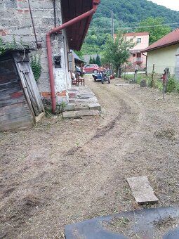 Predam dom s pozemkom v Kralovanoch.Pozemok je vysporiadany,
